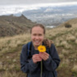 Meet your Posher, Raquel